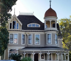 victorian home in bankers hill san diego
